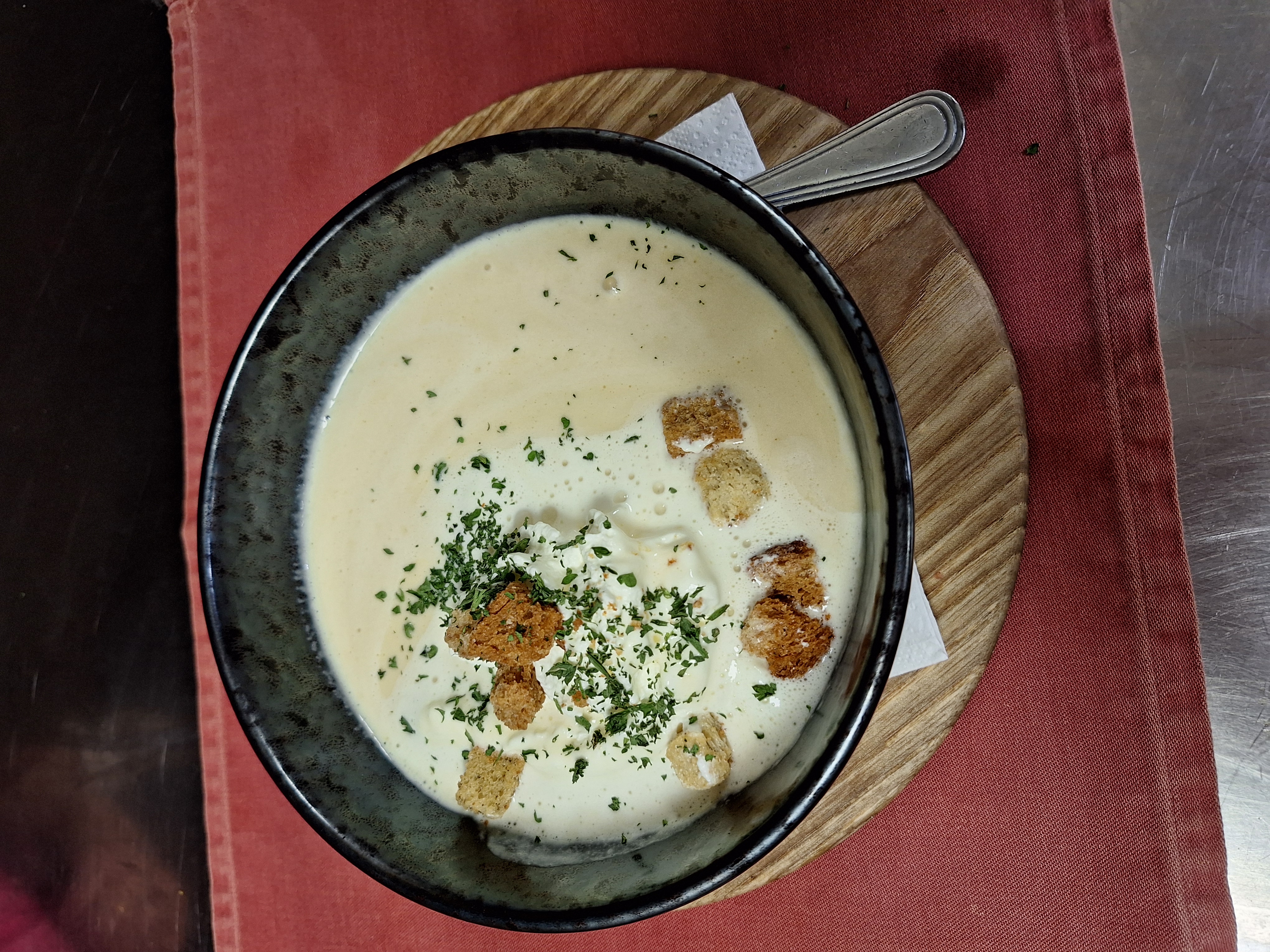 Knoblauchcremesuppe
